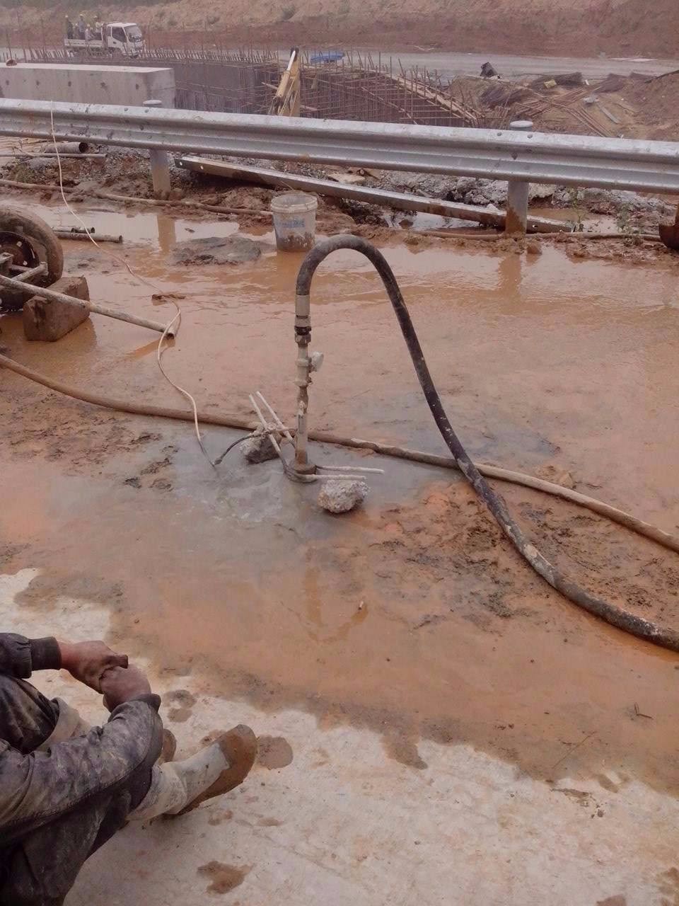 武昌路基压密注浆